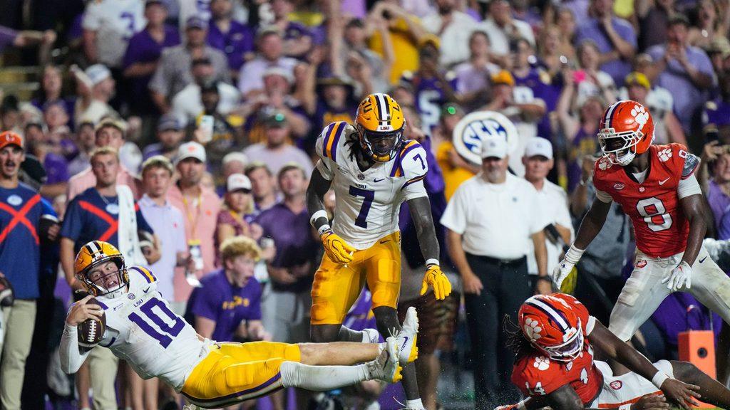 Lane Kiffin and LSU have one of the best season shapers, proving they are among the best.